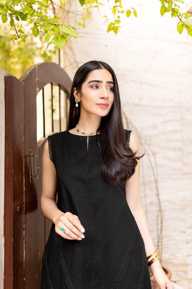 Aqs - Black EDIT'25 - Noora Women